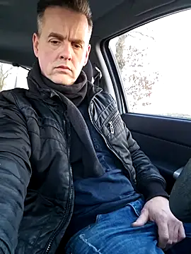 Snapshot of Hectorthyssen1 chatting on February 2025 04:48:01 PM Hectorthyssen1 online show from February 2025 04:48:01 PM