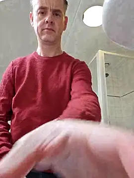 Snapshot of Hectorthyssen1 chatting on February 2025 03:59:01 PM Hectorthyssen1 online show from February 2025 03:59:01 PM