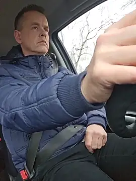 Snapshot of Hectorthyssen1 chatting on February 2026 04:00:02 PM Hectorthyssen1 online show from February 2026 04:00:02 PM