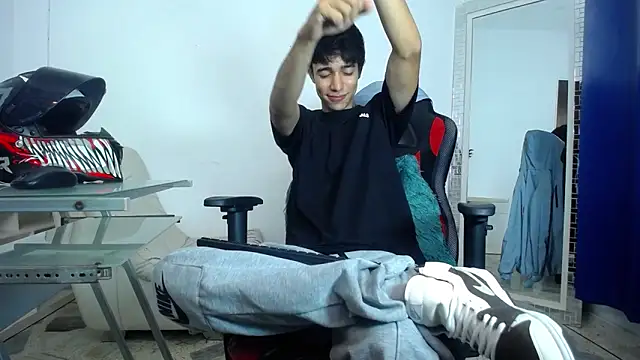 Zacktk7 online show from December 2024 08:11:01 PM