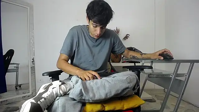 Zacktk7 online show from January 2025 02:30:02 PM