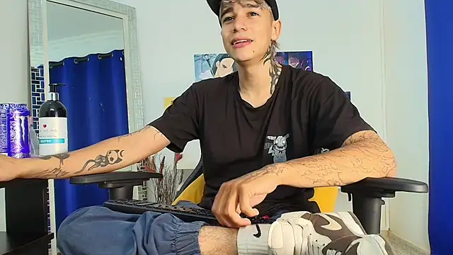 Zacktk7 online show from March 2025 08:09:02 PM