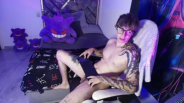 Zacktk7 online show from April 2026 01:42:02 AM