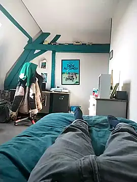 Snapshot of JulesG18 chatting on February 2026 10:59:01 AM JulesG18 online show from February 2026 10:59:01 AM