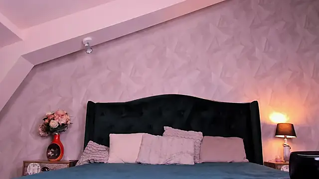 Snapshot of BaileyHays chatting on December 2024 06:43:01 AM BaileyHays online show from December 2024 06:43:01 AM