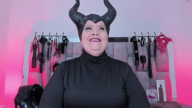 vanessa moka online show from October 2025 12:26:01 PM