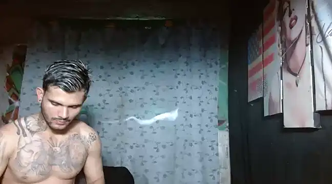 Snapshot of carlos_boosx chatting on December 2024 03:36:01 PM carlos boosx online show from December 2024 03:36:01 PM