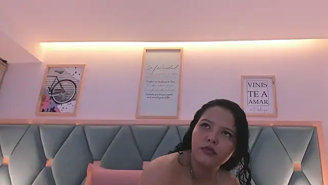 isabella walton online show from February 2026 11:16:01 AM