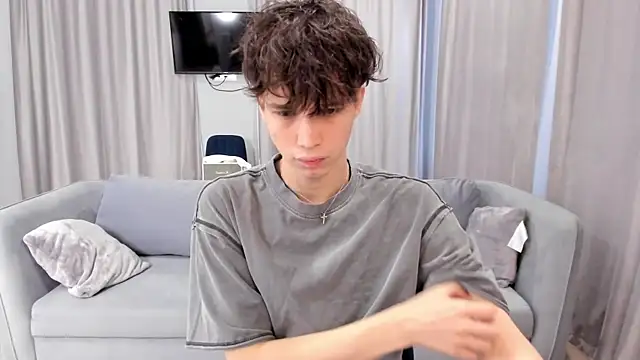 Im Shine Guy online show from December 2024 09:28:02 AM