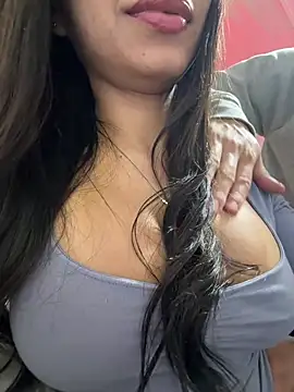 Snapshot of Lolitacooper chatting on March 2026 01:44:02 AM Lolitacooper online show from March 2026 01:44:02 AM