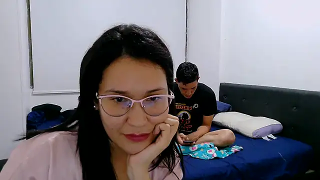 Snapshot of luxandracon23 chatting on October 2025 04:29:01 AM luxandracon23 online show from October 2025 04:29:01 AM