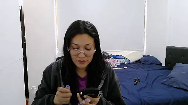 Snapshot of luxandracon23 chatting on October 2025 06:48:01 PM luxandracon23 online show from October 2025 06:48:01 PM