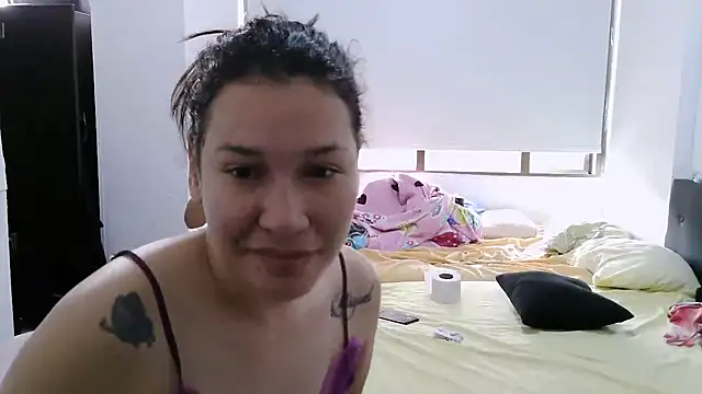 Snapshot of luxandracon23 chatting on October 2025 02:41:01 PM luxandracon23 online show from October 2025 02:41:01 PM