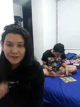 Snapshot of luxandracon23 chatting on October 2025 03:14:01 AM luxandracon23 online show from October 2025 03:14:01 AM