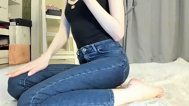 Baby Jewel online show from October 2025 10:16:02 AM