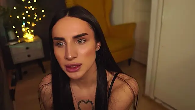 Kim Oberlin  online show from December 2024 04:48:02 PM