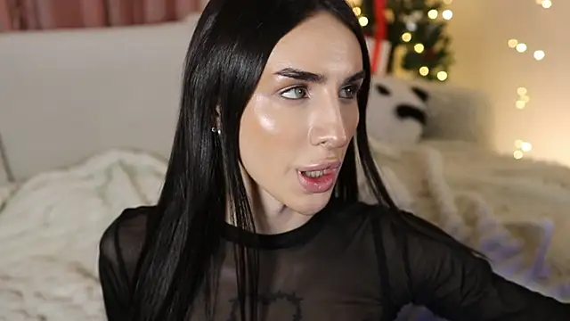 Kim Oberlin  online show from December 2024 10:48:01 AM