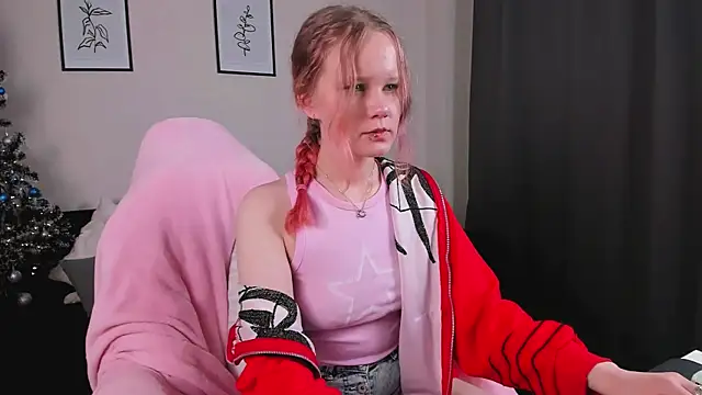 Snapshot of boostyboobs chatting on February 2025 09:06:02 PM boostyboobs online show from February 2025 09:06:02 PM