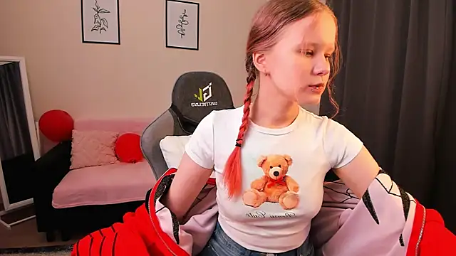 Snapshot of boostyboobs chatting on March 2025 09:01:02 PM boostyboobs online show from March 2025 09:01:02 PM