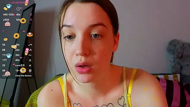 Sweet Evva online show from April 2026 04:35:01 PM