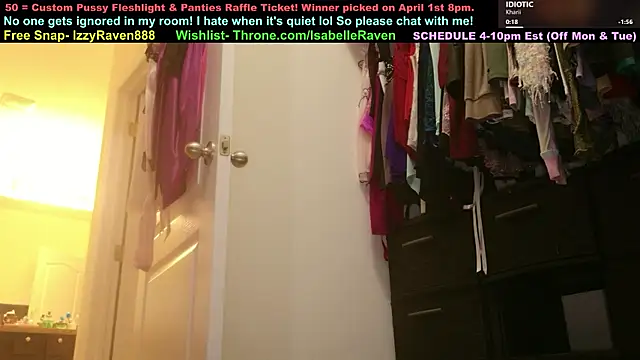 Snapshot of IsabelleRaven chatting on April 2026 09:02:01 PM IsabelleRaven online show from April 2026 09:02:01 PM