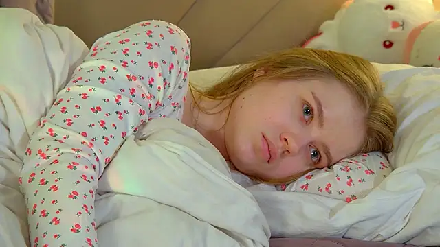 SelinSwarovski online show from March 2026 03:57:02 AM