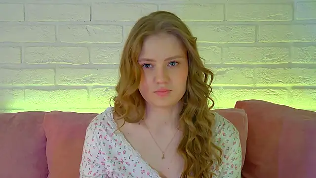 SelinSwarovski online show from March 2026 04:10:02 PM