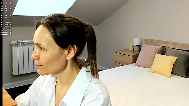 Lillian White online show from February 2025 07:34:01 AM