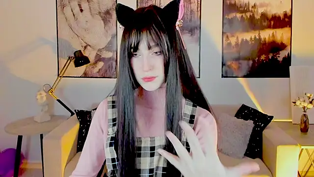 LuxRayi online show from January 2025 03:14:02 PM