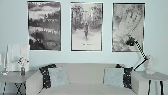 LuxRayi online show from February 2025 09:28:01 PM