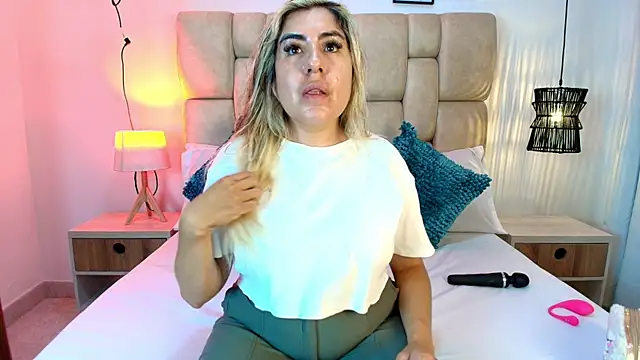 Snapshot of AdharaSmithh chatting on November 2025 07:15:02 PM AdharaSmithh online show from November 2025 07:15:02 PM