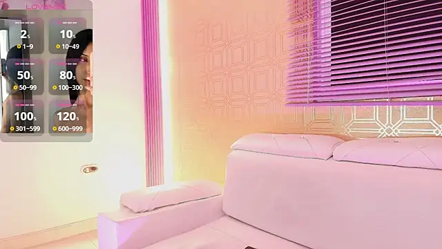 Snapshot of Bella19_ chatting on February 2025 08:24:01 PM Bella19  online show from February 2025 08:24:01 PM