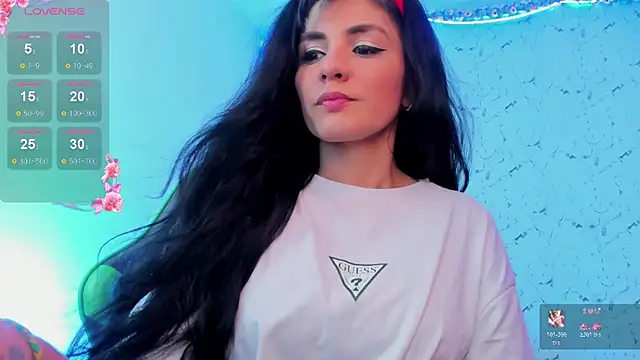 elissa iris online show from November 2025 11:35:01 PM