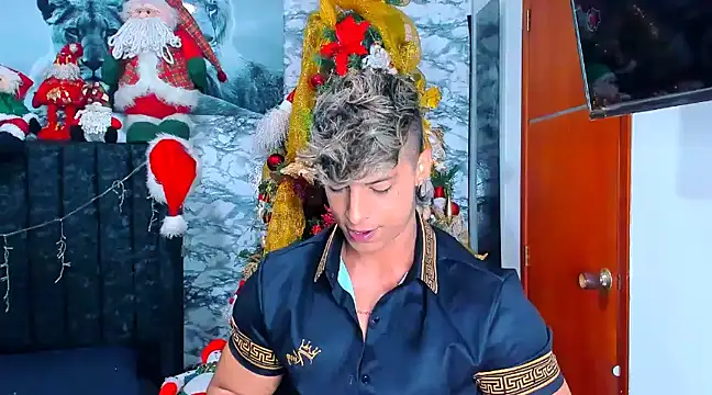 Snapshot of Owen_Muzcle chatting on December 2024 03:55:02 AM Owen Muzcle online show from December 2024 03:55:02 AM