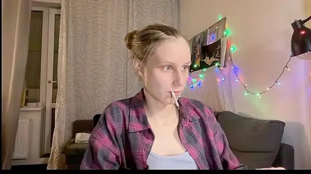 KatiKate online show from February 2025 12:08:02 AM