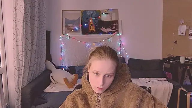 KatiKate online show from February 2025 08:19:02 PM