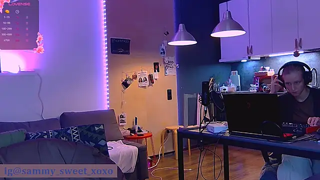 KatiKate online show from September 2025 04:41:01 PM