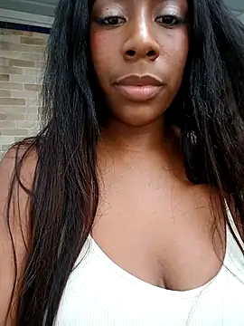 KloheCurvy online show from December 2024 08:49:02 PM