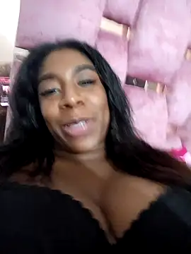 KloheCurvy online show from December 2024 12:27:01 AM