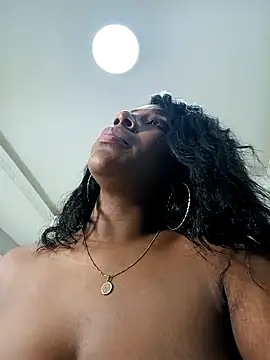 KloheCurvy online show from December 2024 02:44:01 PM