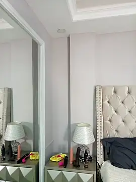 KloheCurvy online show from January 2025 12:06:02 PM