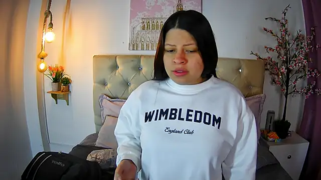 ShyVibes  online show from February 2026 07:28:02 PM