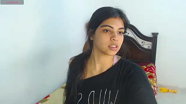 Snapshot of Pocahontas_Princess_ chatting on December 2024 08:06:02 PM Pocahontas Princess online show from December 2024 08:06:02 PM