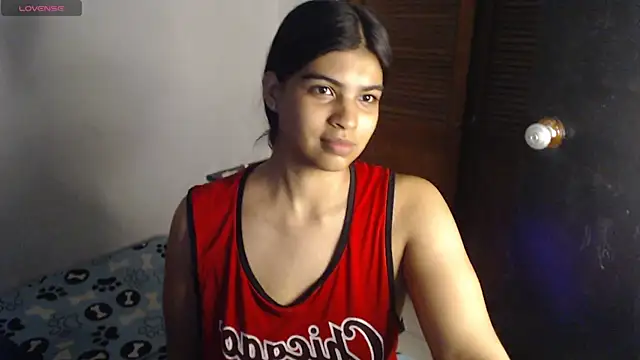 Snapshot of Pocahontas_Princess_ chatting on October 2025 05:17:01 AM Pocahontas Princess online show from October 2025 05:17:01 AM