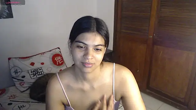 Snapshot of Pocahontas_Princess_ chatting on October 2025 06:16:02 AM Pocahontas Princess online show from October 2025 06:16:02 AM