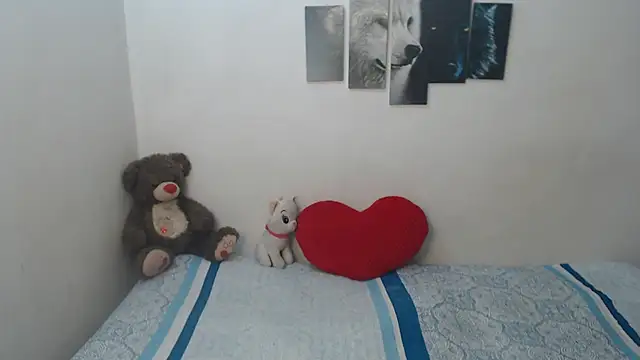 Snapshot of Pocahontas_Princess_ chatting on March 2026 05:29:01 PM Pocahontas Princess online show from March 2026 05:29:01 PM