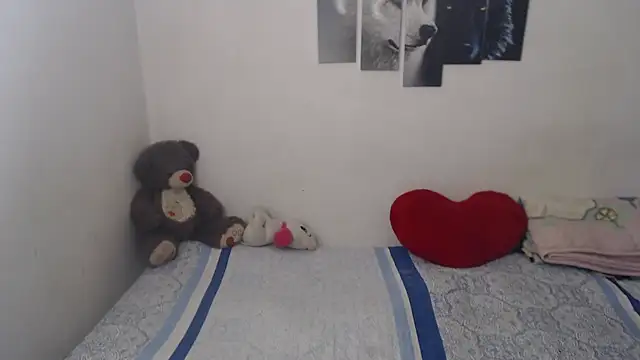 Snapshot of Pocahontas_Princess_ chatting on March 2026 06:36:01 PM Pocahontas Princess online show from March 2026 06:36:01 PM