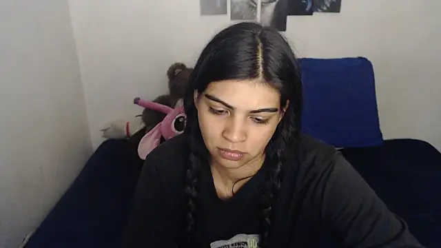 Snapshot of Pocahontas_Princess_ chatting on March 2026 06:58:01 AM Pocahontas Princess online show from March 2026 06:58:01 AM