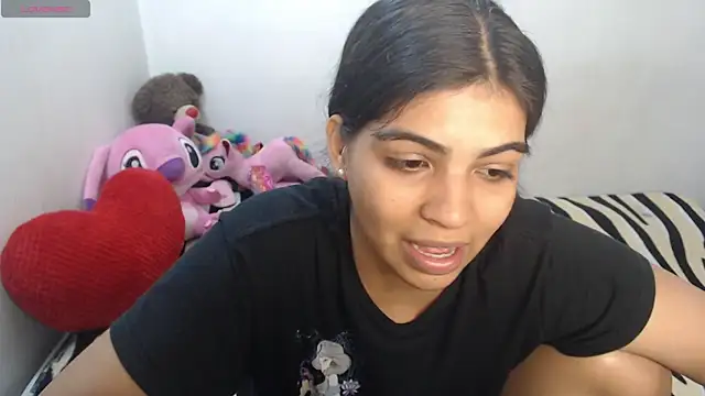 Snapshot of Pocahontas_Princess_ chatting on April 2026 03:26:01 PM Pocahontas Princess online show from April 2026 03:26:01 PM