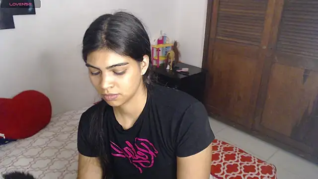 Snapshot of Pocahontas_Princess_ chatting on April 2026 03:20:02 AM Pocahontas Princess online show from April 2026 03:20:02 AM